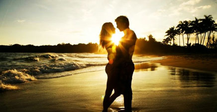 5n/4d Honeymoon Kerala Tour Package | Munnar | Thekkady | Houseboat @ 11800